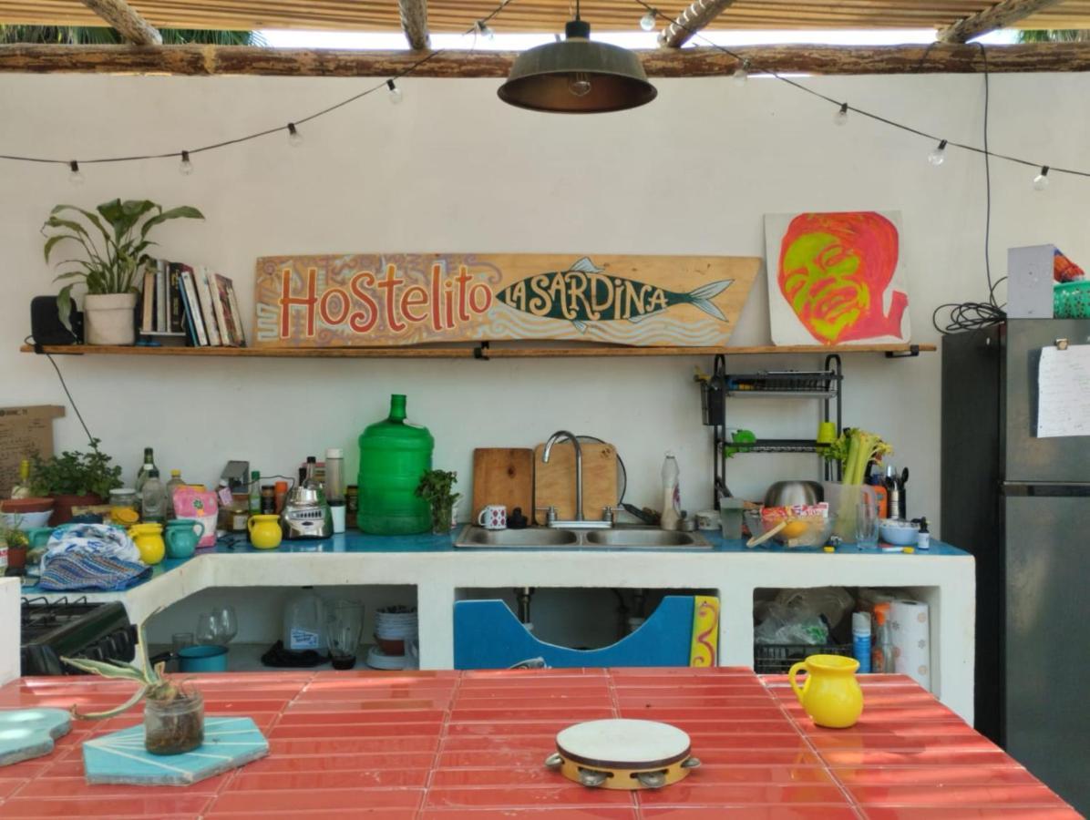 La Sardina Hostel Тодос Сантос Екстериор снимка