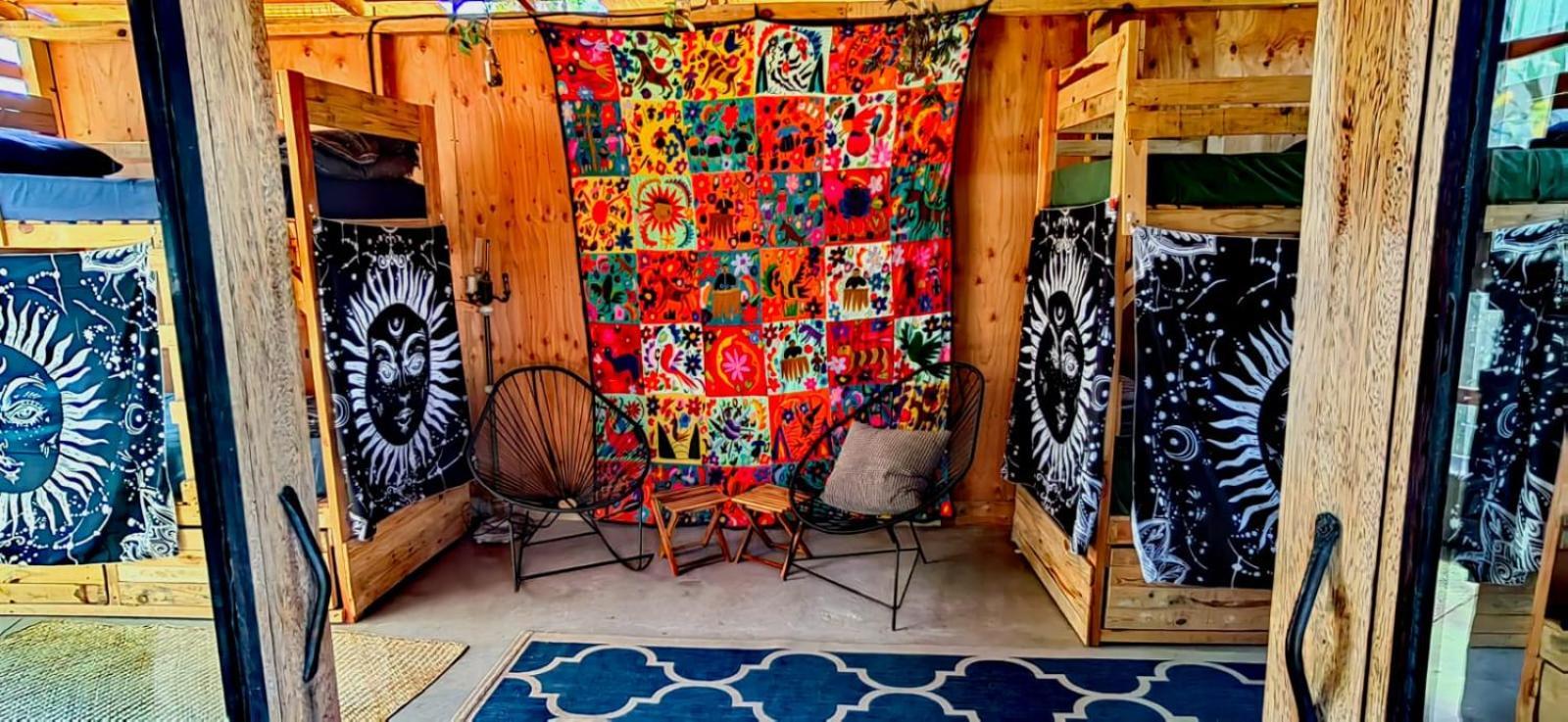 La Sardina Hostel Тодос Сантос Екстериор снимка